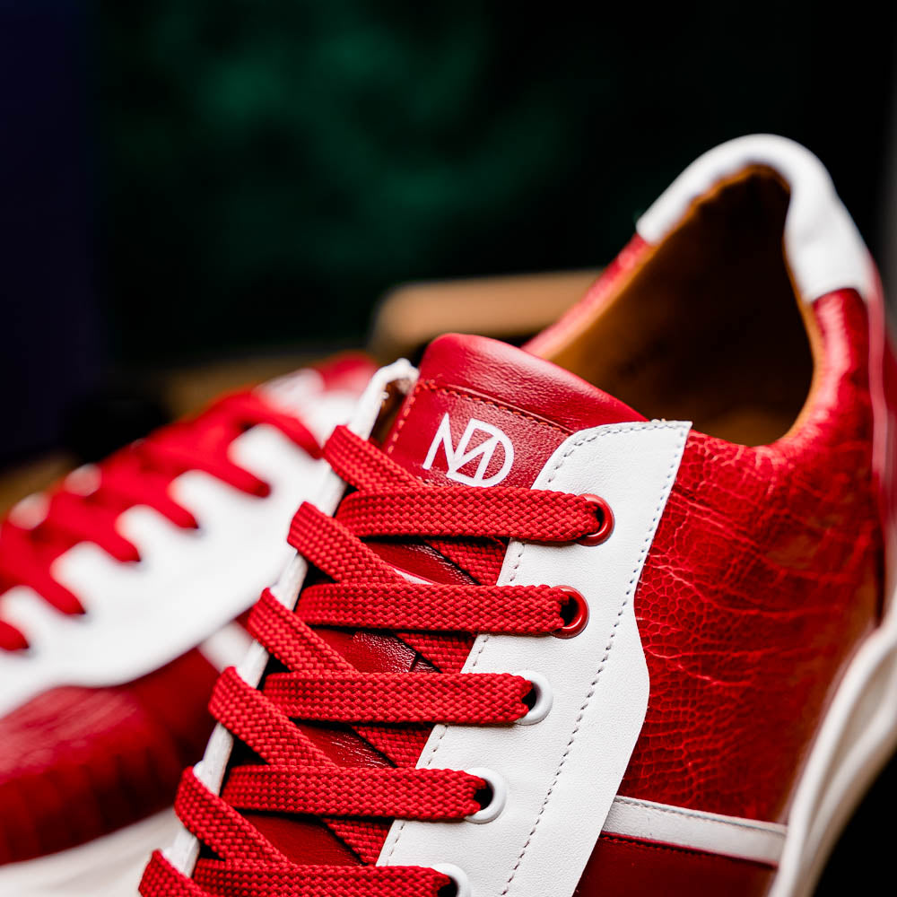 Lyon Red / White