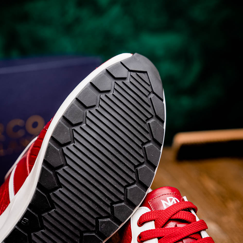 Lyon Red / White